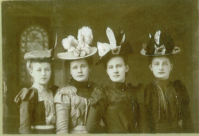 Hansen Daughters