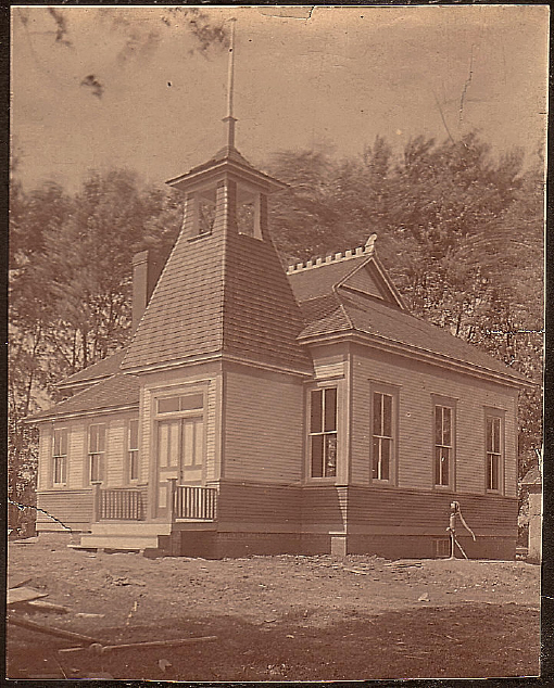 Fairfield Center School ca1901